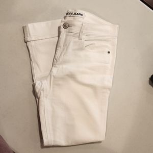 Express Jeans. Cropped. Rolled ankle. White